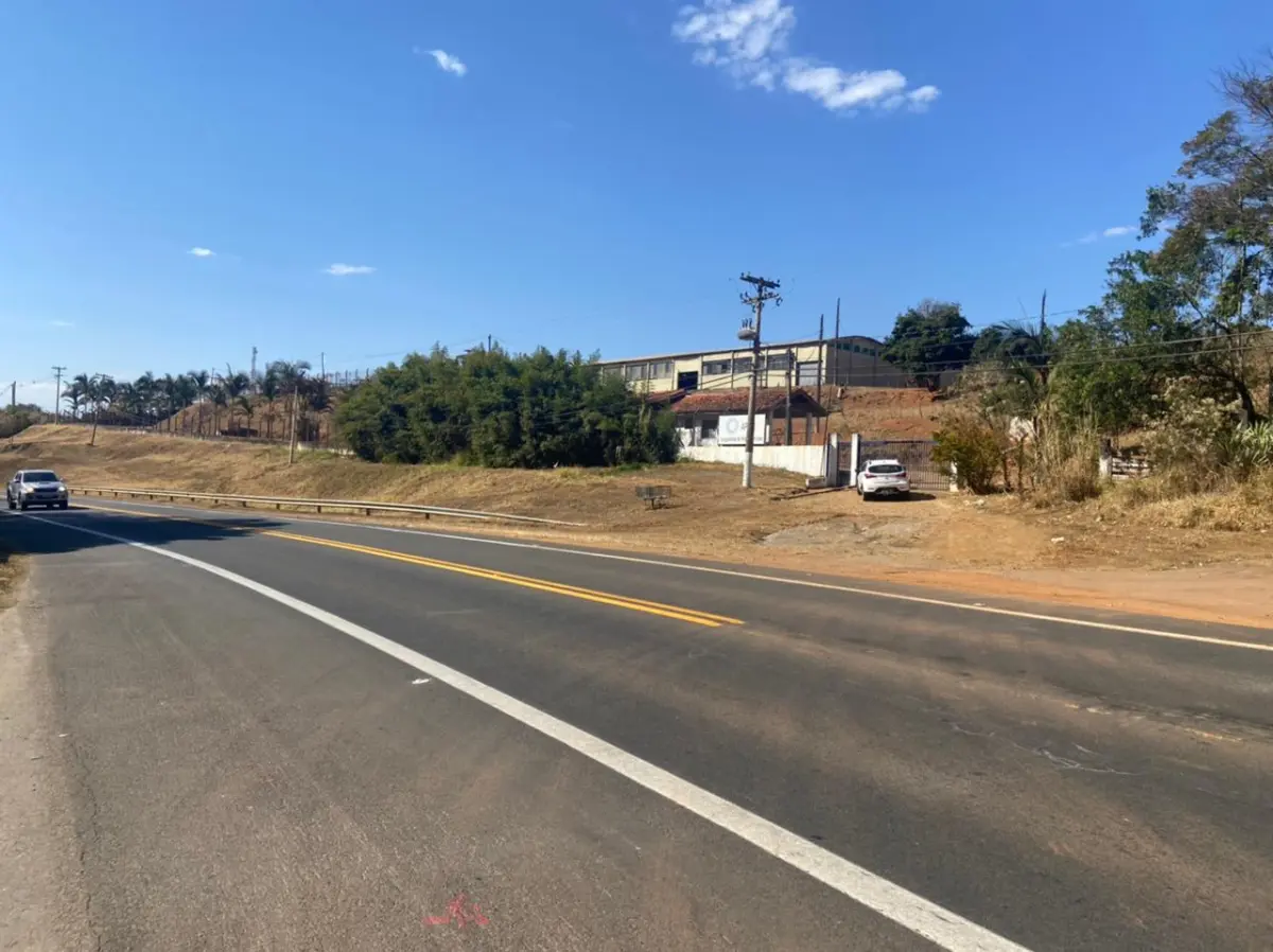 LOTE 000 - AREA INDUSTRIAL 36 MIL METROS QUADRADOS.