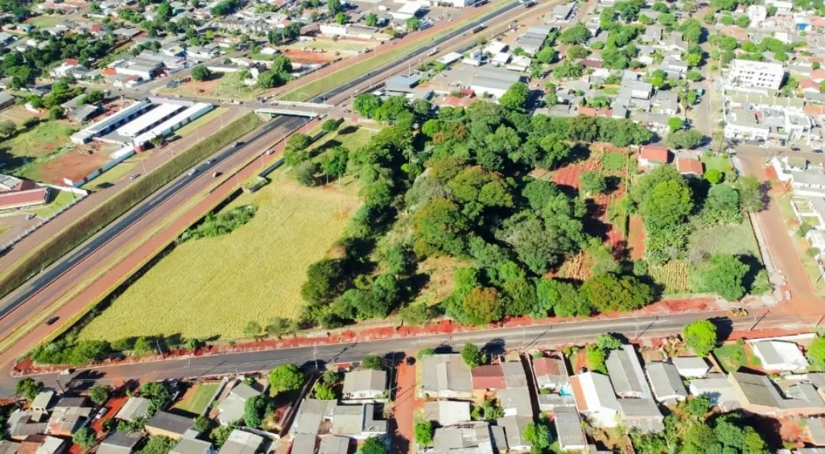 LOTE 000 - TERRENO COMERCIAL COM 31.400 m2  - CASCAVEL PR - RUA JACAREZINHO BAIRRO SÃO CRISTOVÃO.