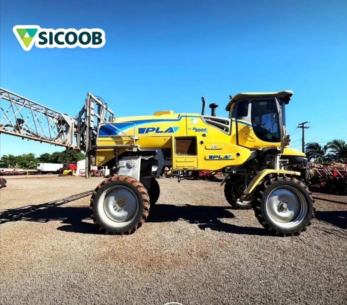 LOTE 000 - PULVERIZADOR 3000S PLA – MARCA PLA – Modelo 3000S – Ano Fabricação 2010 – Litros: 3000 Lts – Barra 30 Mts -