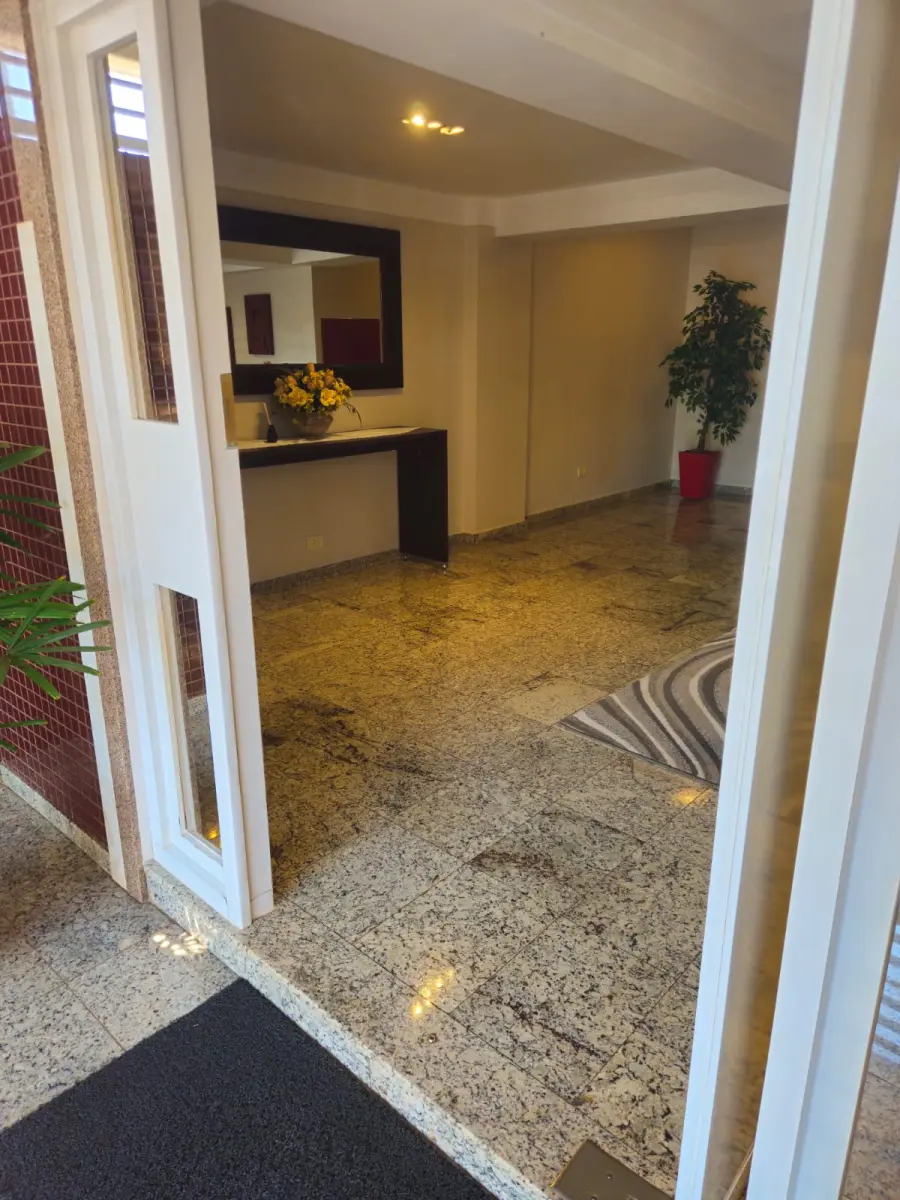 LOTE 001 - APARTAMENTO COM 112,14 M2 REGIÃO CENTRAL DE CASCAVEL - EDIFICIO BEETHOVEN
