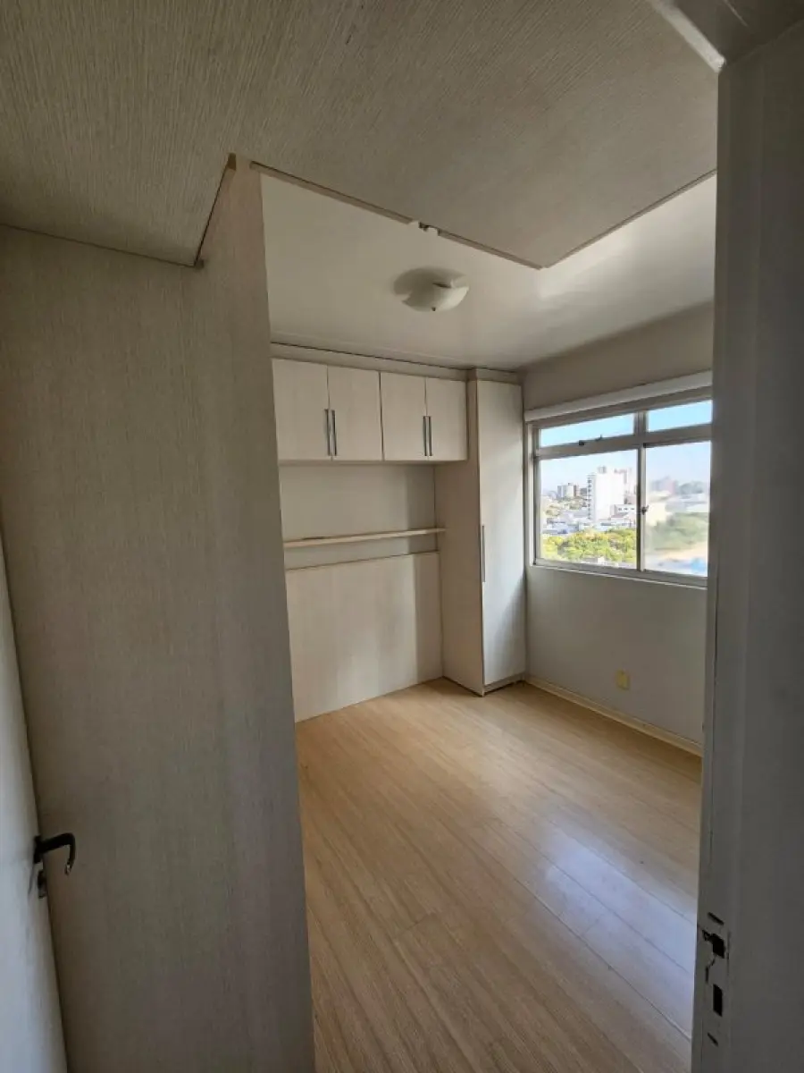 LOTE 001 - APARTAMENTO CENTRAL COM 114 M2 AREA TOTAL E 74 M2 AREA PRIVATIVA COM 1 SUITE E 2 QUARTOS E 1 VAGA GARAGEM