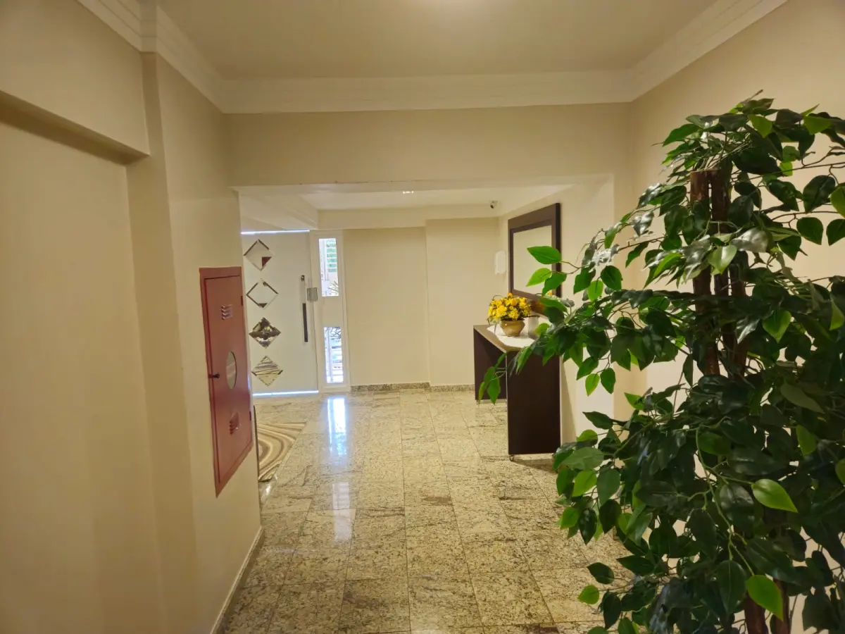 LOTE 001 - APARTAMENTO COM 112,14 M2 REGIÃO CENTRAL DE CASCAVEL - EDIFICIO BEETHOVEN