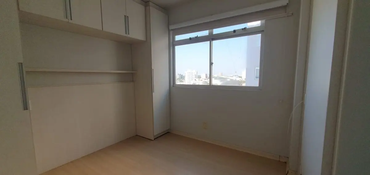 LOTE 001 - APARTAMENTO CENTRAL COM 114 M2 AREA TOTAL E 74 M2 AREA PRIVATIVA COM 1 SUITE E 2 QUARTOS E 1 VAGA GARAGEM