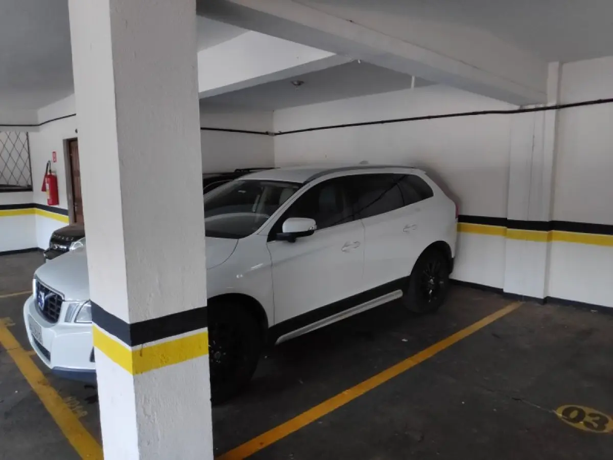 LOTE 001 - APARTAMENTO CENTRAL COM 114 M2 AREA TOTAL E 74 M2 AREA PRIVATIVA COM 1 SUITE E 2 QUARTOS E 1 VAGA GARAGEM
