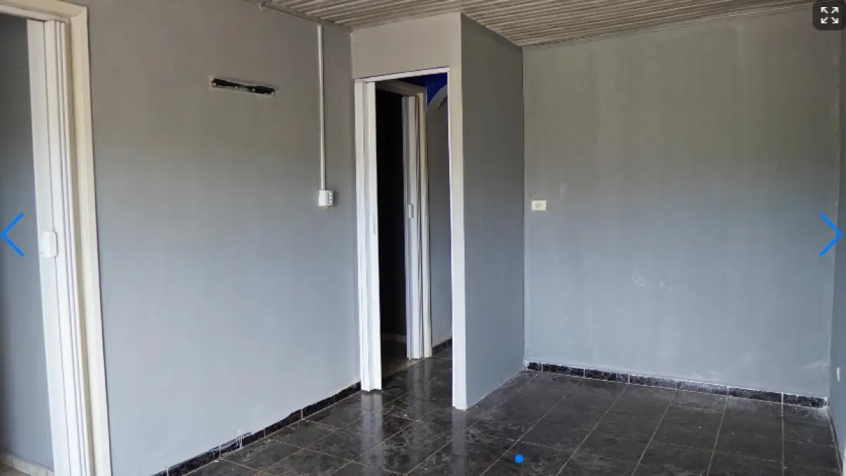 LOTE 000 - CASA TÉRREA EM GOIOERÊ-PR RUA ANDORINHAS, 16 - CONJUNTO SCARPARI • 291,40m²  Goioerê - PR