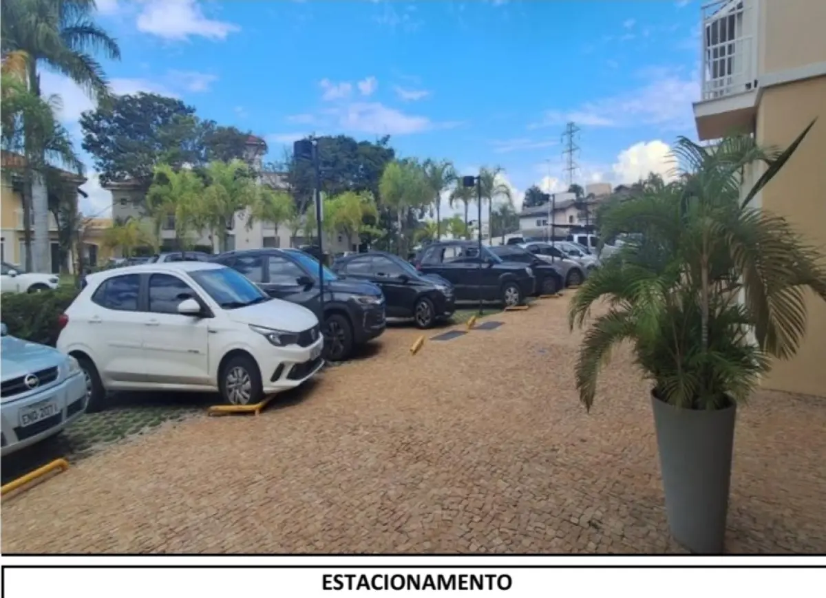 LOTE 000 - SALA COMERCIAL EM CAPINAS - SP COM 89,64m2 ÁREA TOTAL. COM GARAGEM