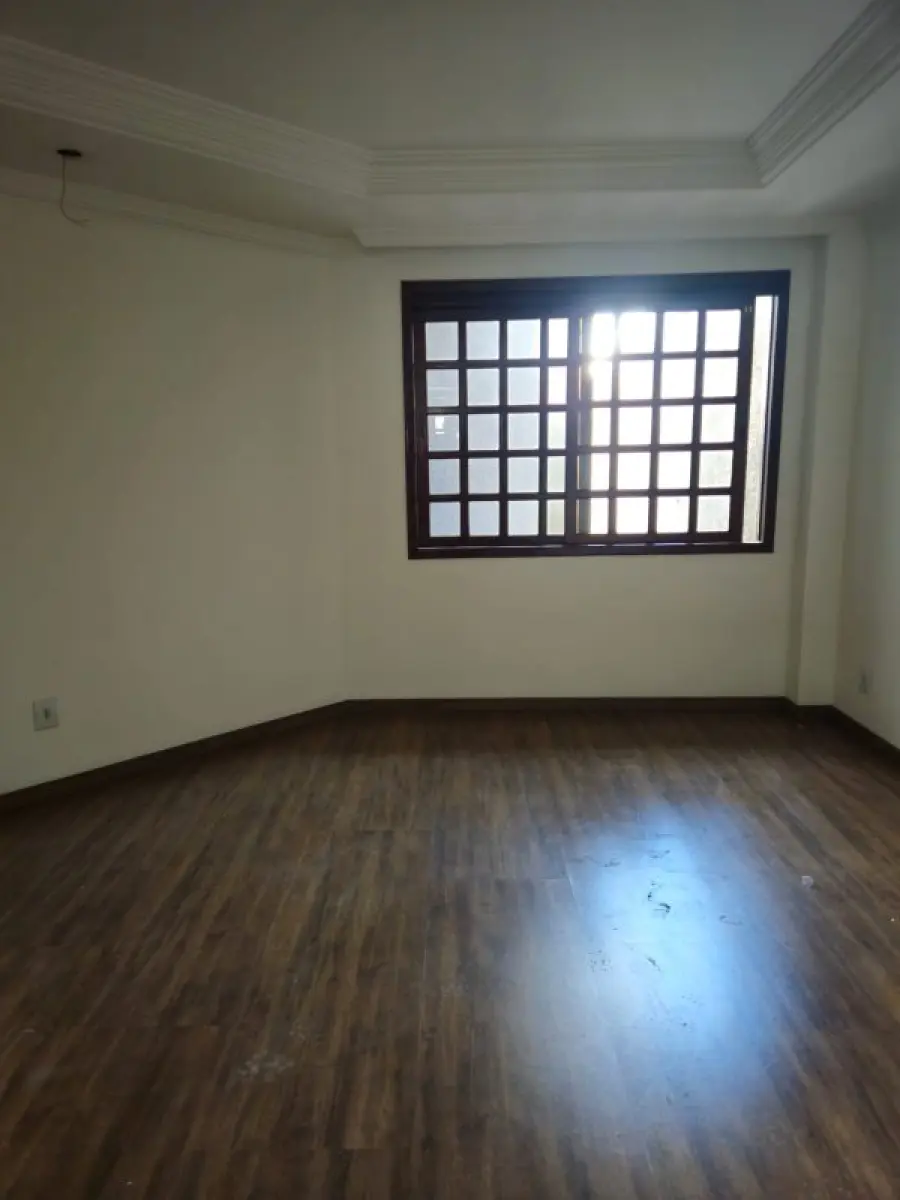 LOTE 000 - SOBRADO ALTO PADRÃO BAIRRO NEVA - CASCAVEL PR  com 354,72 m2  AREA COSNTRUÍDA