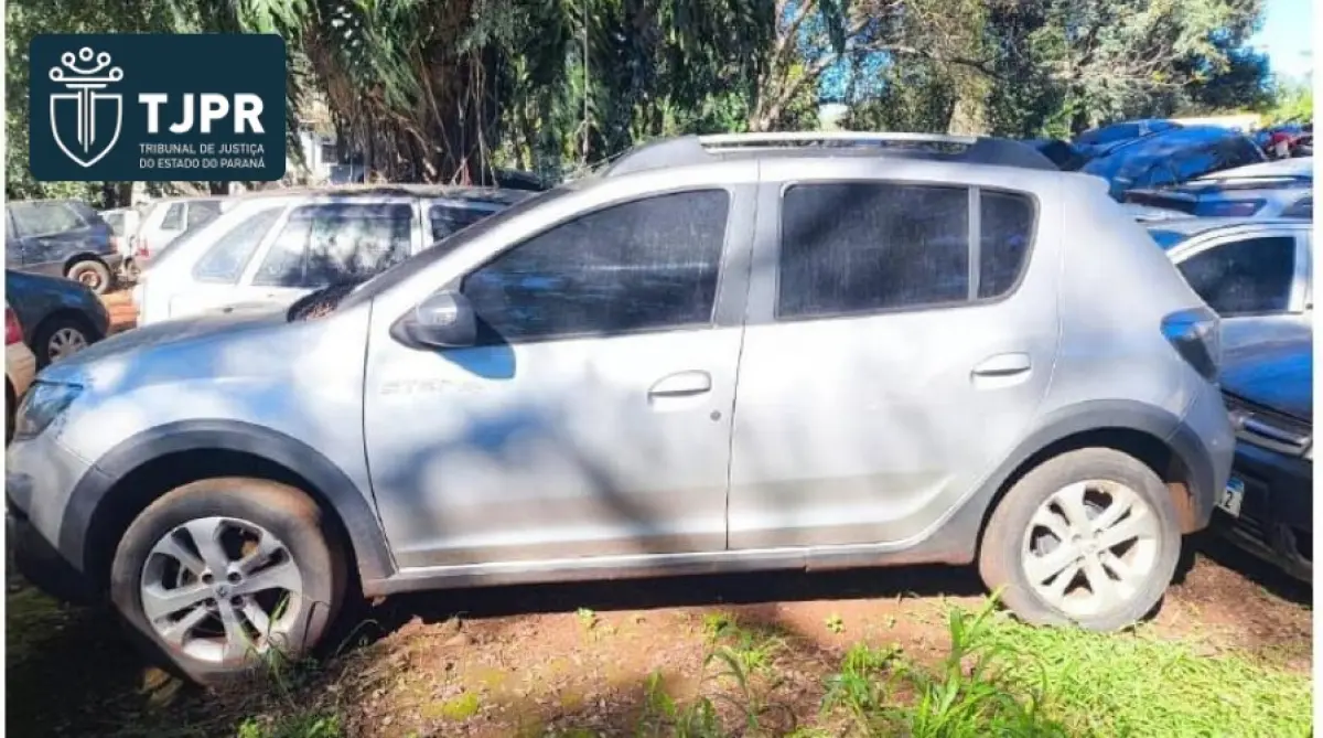 LOTE 000 - RENAULT SANDERO STEP WAY 2018/2019 PRATA 4 PORTAS MANUAL