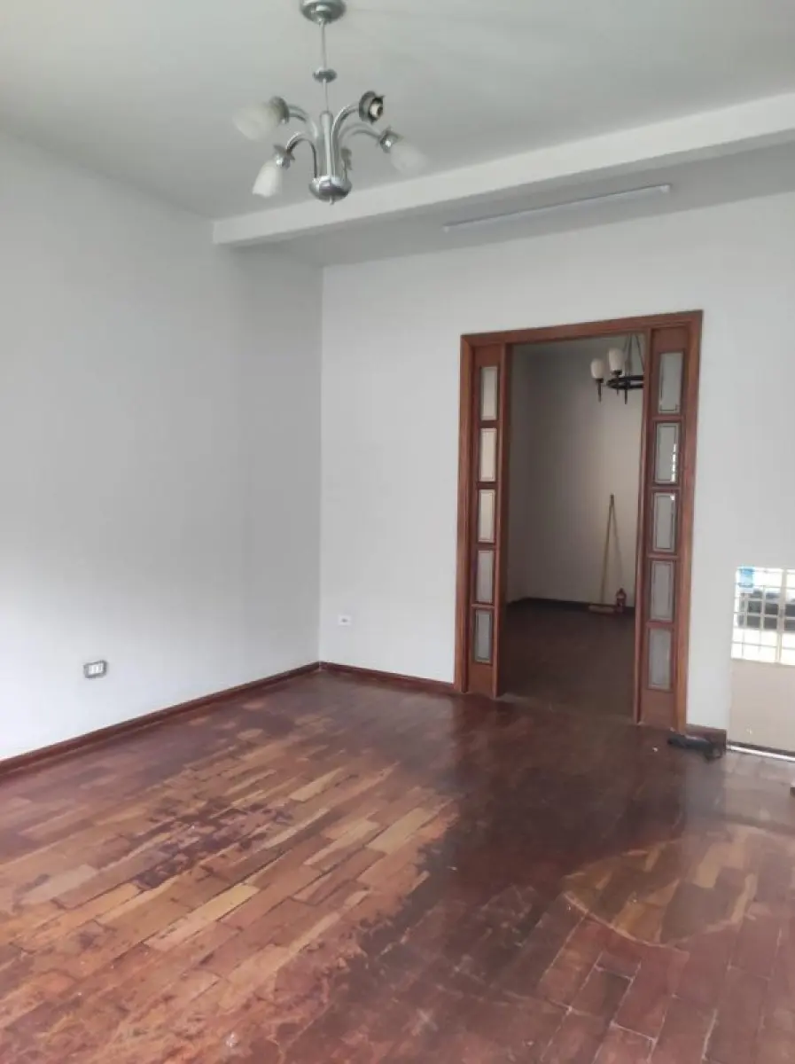 LOTE 000 - CASA ALVENARIA EM UMUARAMA - PR CENTRO