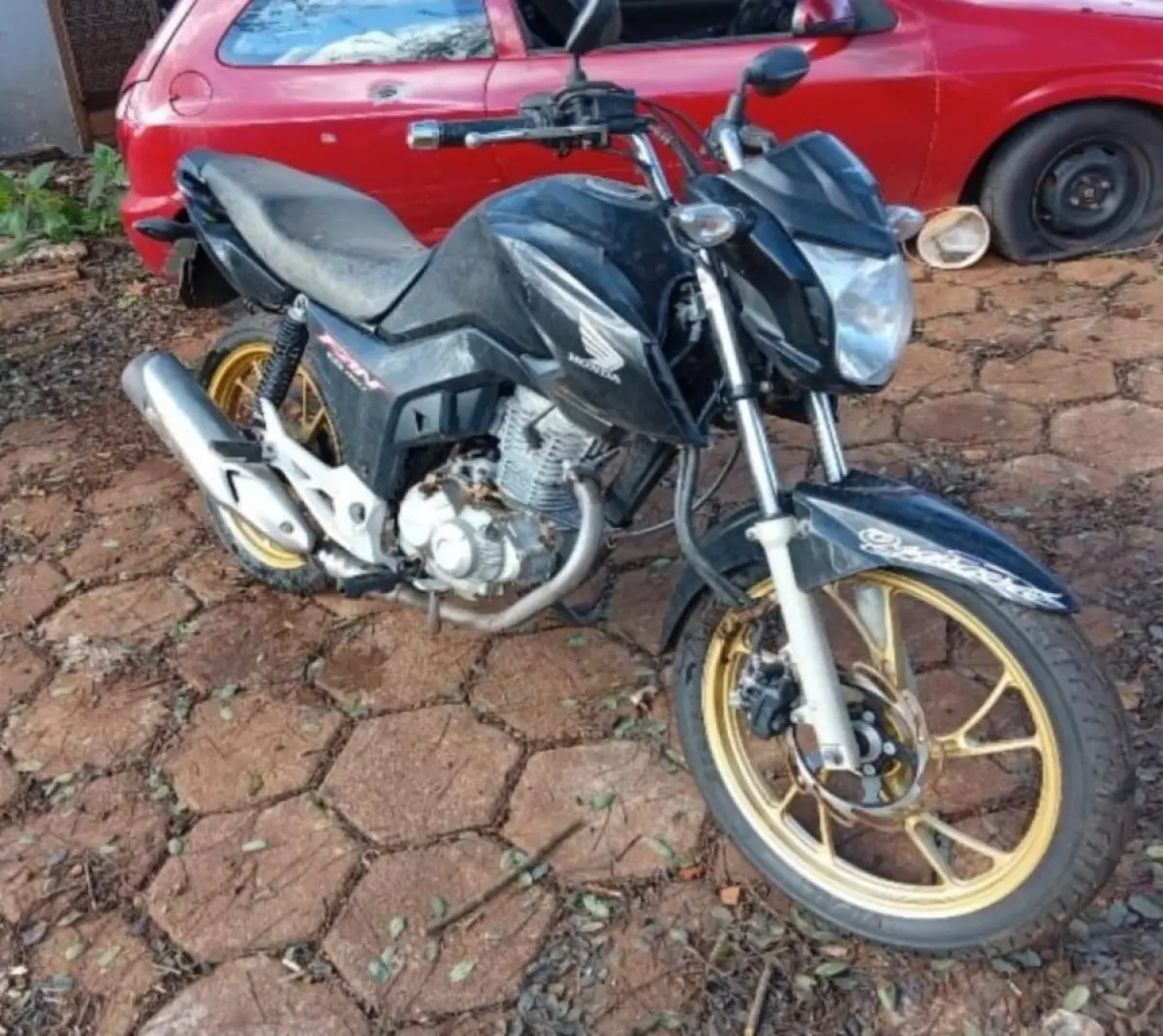 LOTE 000 - MOTO HONDA CG FAN ANO 2023 MODELO 2023 /FLEX PLACAS SEN3C99
