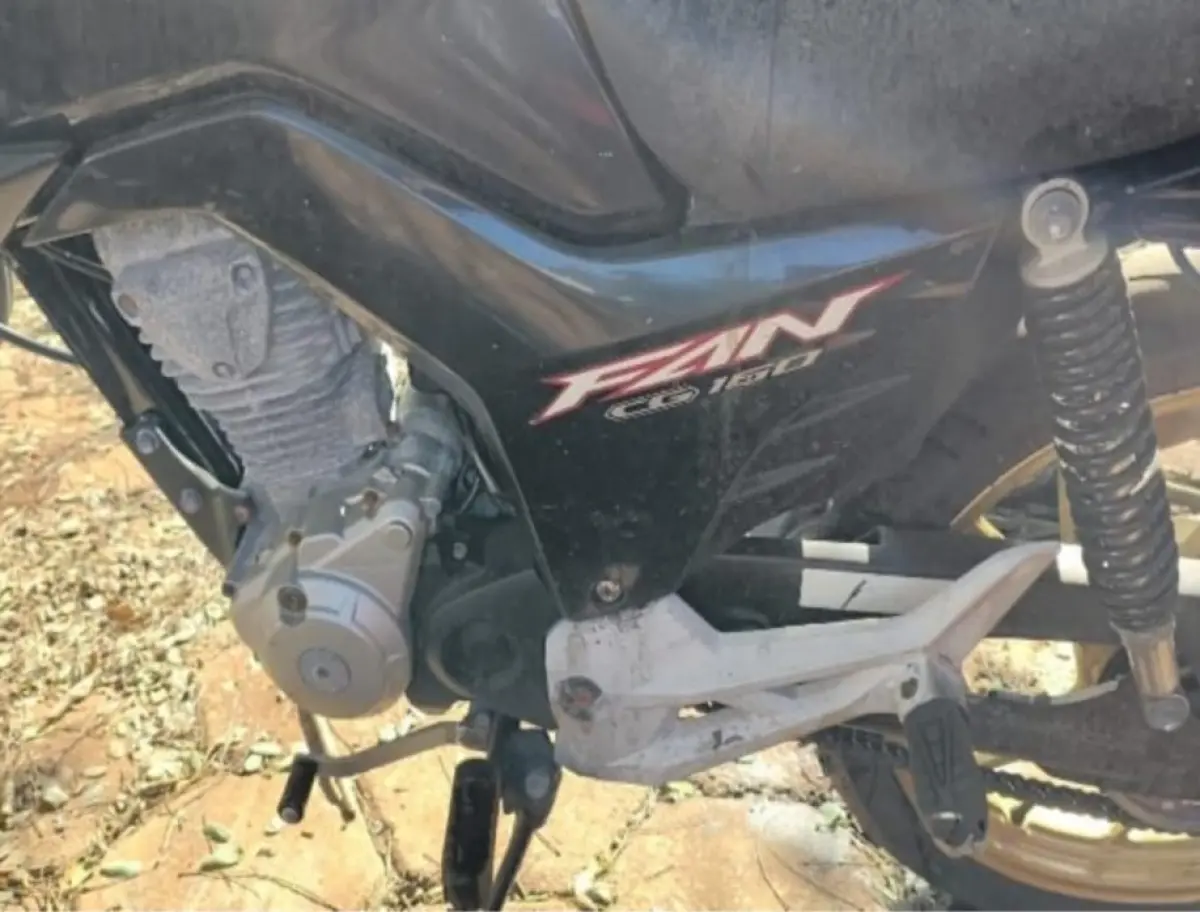 LOTE 000 - MOTO HONDA CG FAN ANO 2023 MODELO 2023 /FLEX PLACAS SEN3C99