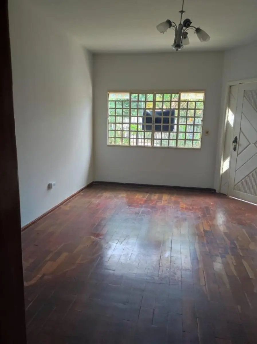 LOTE 000 - CASA ALVENARIA EM UMUARAMA - PR CENTRO