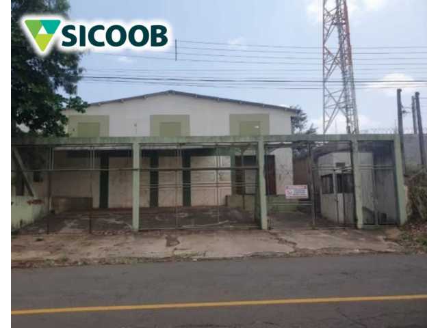 BARRACÃO INDUSTRIAL COM 1.325 M2 TERRENO DE 1.600 M2 - LONDRINA PR