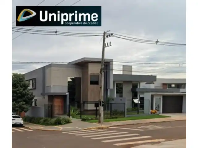 LOTE URBANO 186 DA QUADRA 37 COM 430 m2  TOLEDO PARANA - (possui construção de aprox. 300 m2 não averbada)