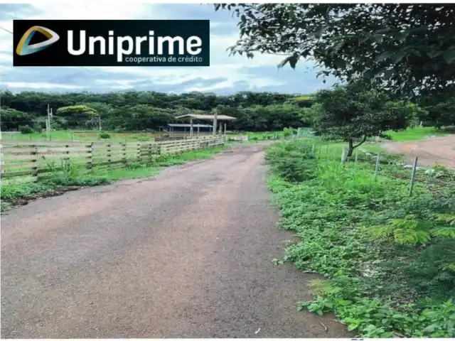 LOTE RURAL COM  ÀREA DE 20.000 m2  EM TOLEDO  PR (DISTRITO VILLA NOVA)