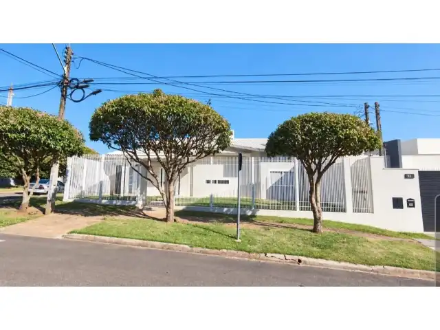 TERRENO COM 423,02 M2 E CASA ALVENARIA DE 250 M2 GOIOERE PR
