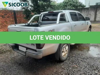 LOTE 000 - FORD RANGER CABINE DUPLA XLT 2015 CD MANUAL 4X2