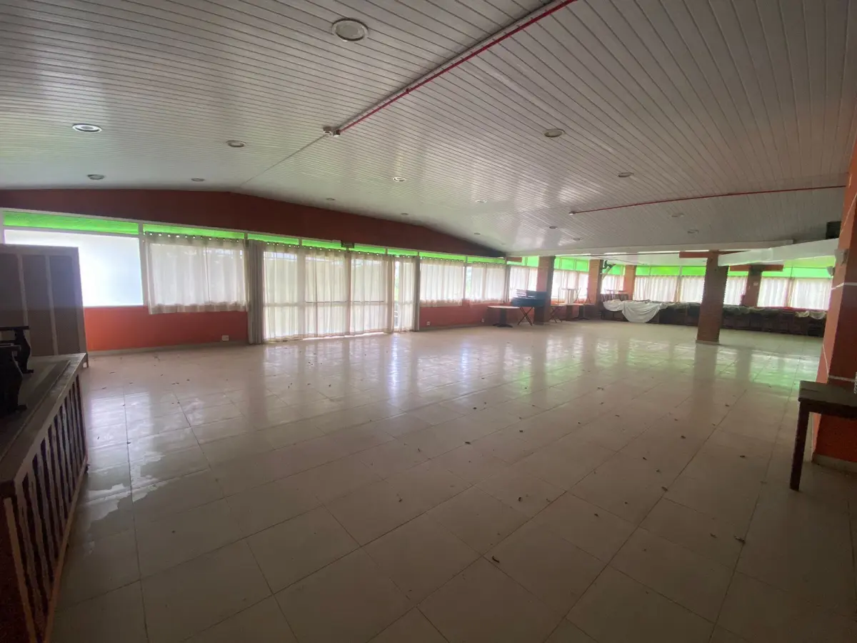 LOTE 000 - TERRENO COMERCIAL COM 29.342 m2  - em VINHEDO SP - ao lado da Rodovia Anhanguera.