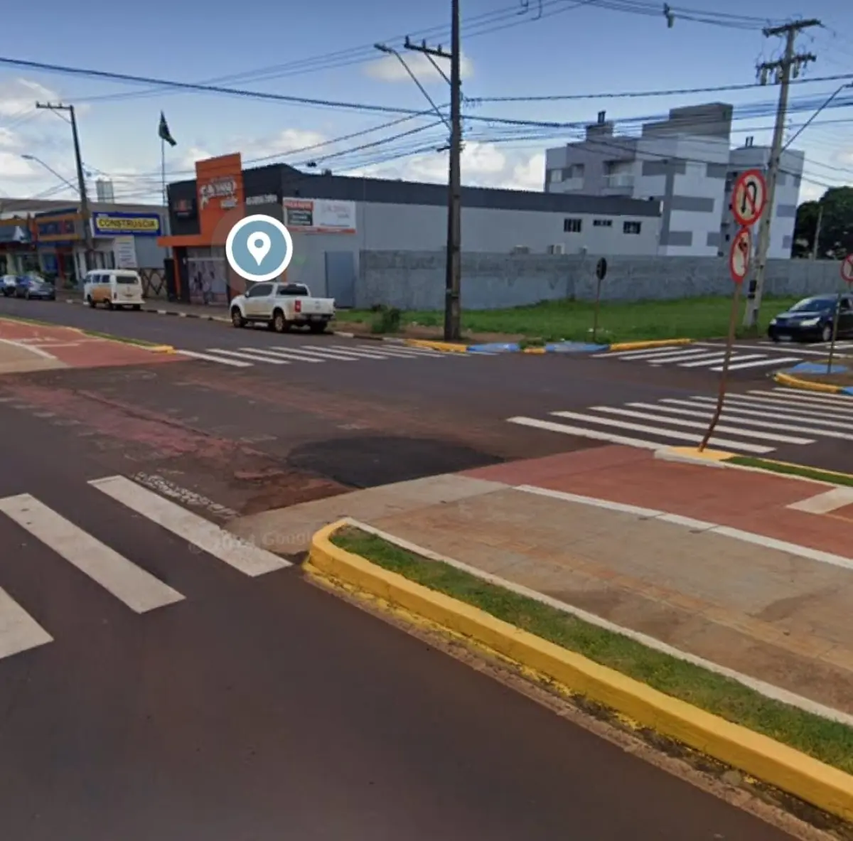 LOTE 001 - TERRENO COMERCIAL TOLEDO PR. ( 1.067 M2) AVENIDA PARIGOT DE SOUZA.
