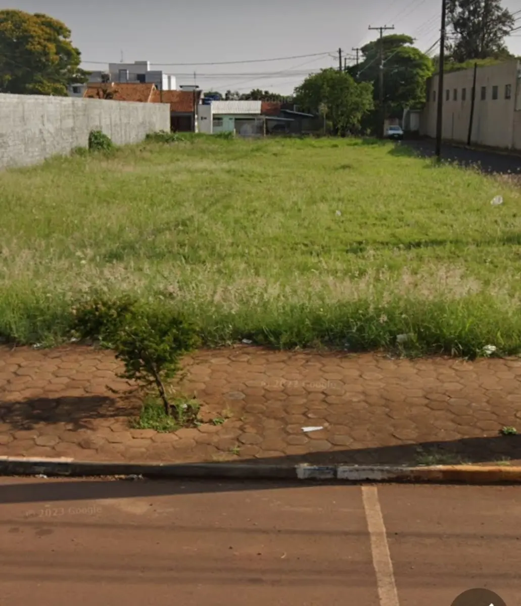 LOTE 001 - TERRENO COMERCIAL TOLEDO PR. ( 1.067 M2) AVENIDA PARIGOT DE SOUZA.