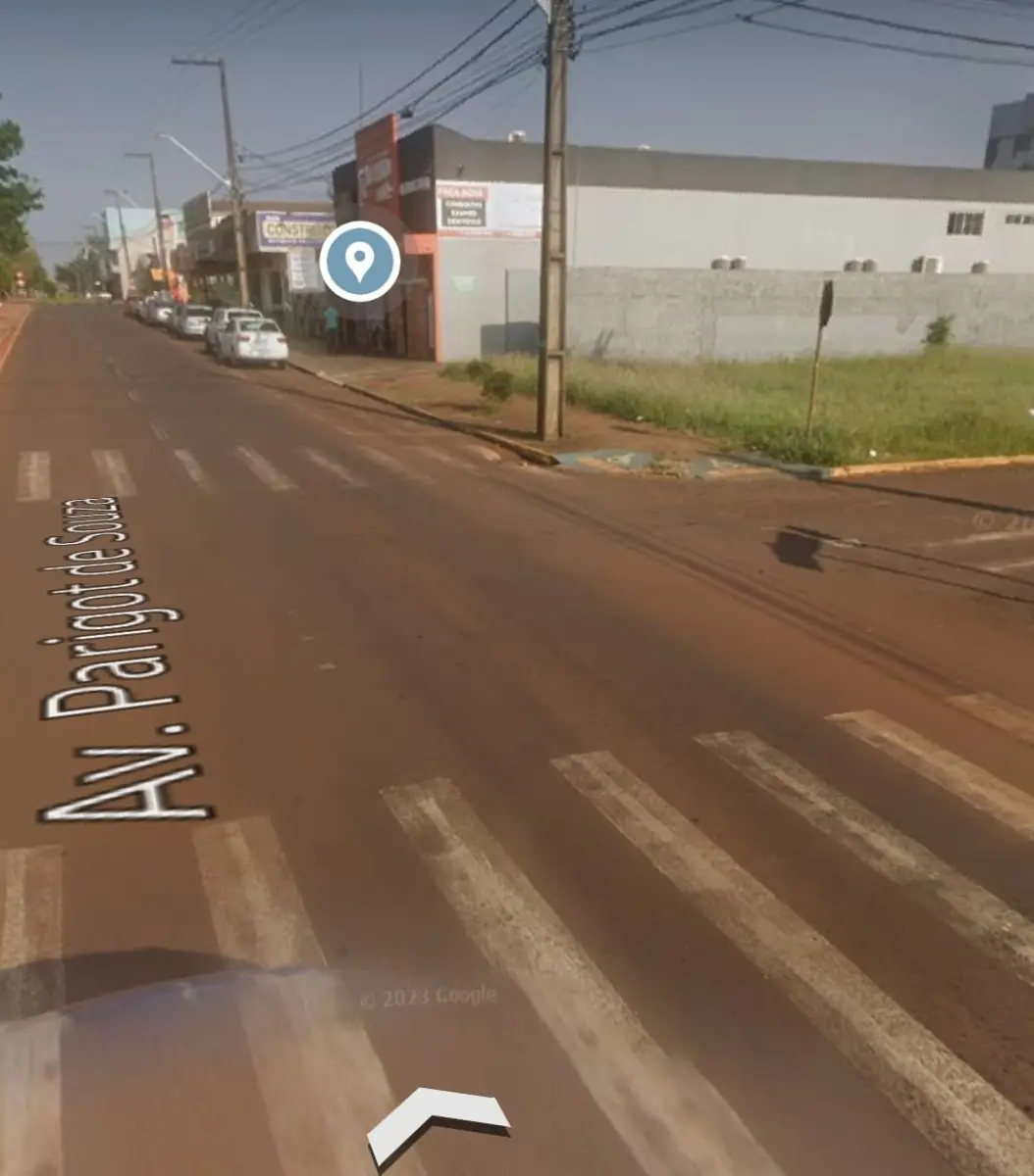 LOTE 001 - TERRENO COMERCIAL TOLEDO PR. ( 1.067 M2) AVENIDA PARIGOT DE SOUZA.