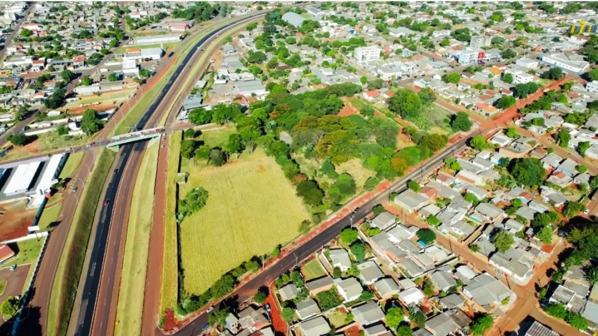 LOTE 000 - TERRENO COMERCIAL COM 31.400 m2  - CASCAVEL PR - RUA JACAREZINHO BAIRRO SÃO CRISTOVÃO.