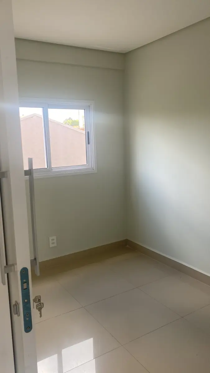 LOTE 000 - APARTAMENTO COM 62 M2 AREA TOTAL BAIRRO SANTA CRUZ PROXIMO UNIVEL - NOVO AREA UTIL 45,40 M2