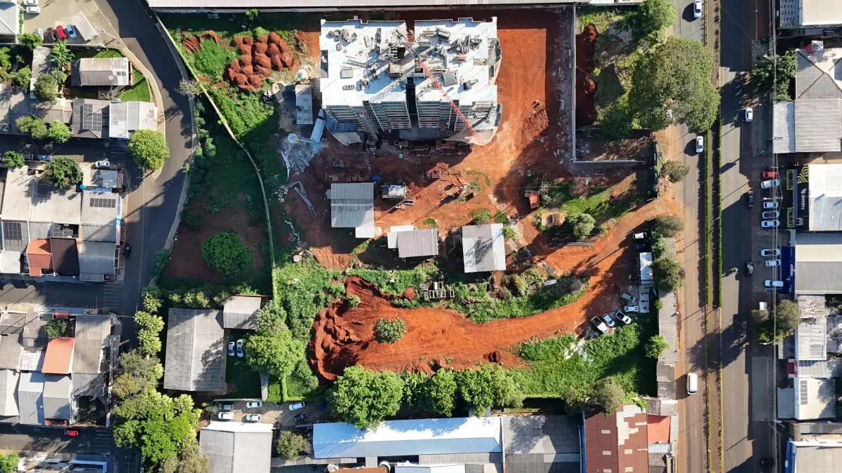 LOTE 000 - TERRENO COM  4.958,92 m2 FOZ DO IGUAÇU PR - AVENIDA GENERAL MEIRA ( Prox. Residencial Angatu)