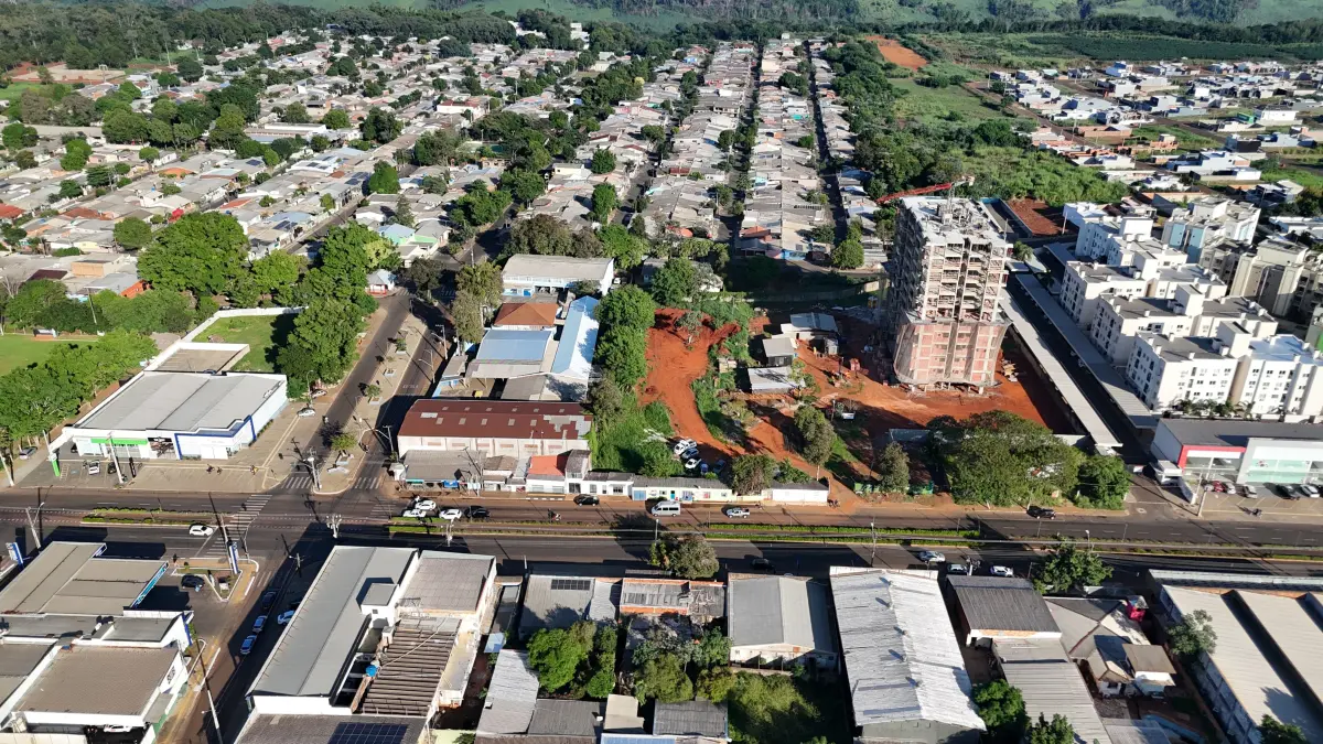 LOTE 000 - TERRENO COM  4.958,92 m2 FOZ DO IGUAÇU PR - AVENIDA GENERAL MEIRA ( Prox. Residencial Angatu)
