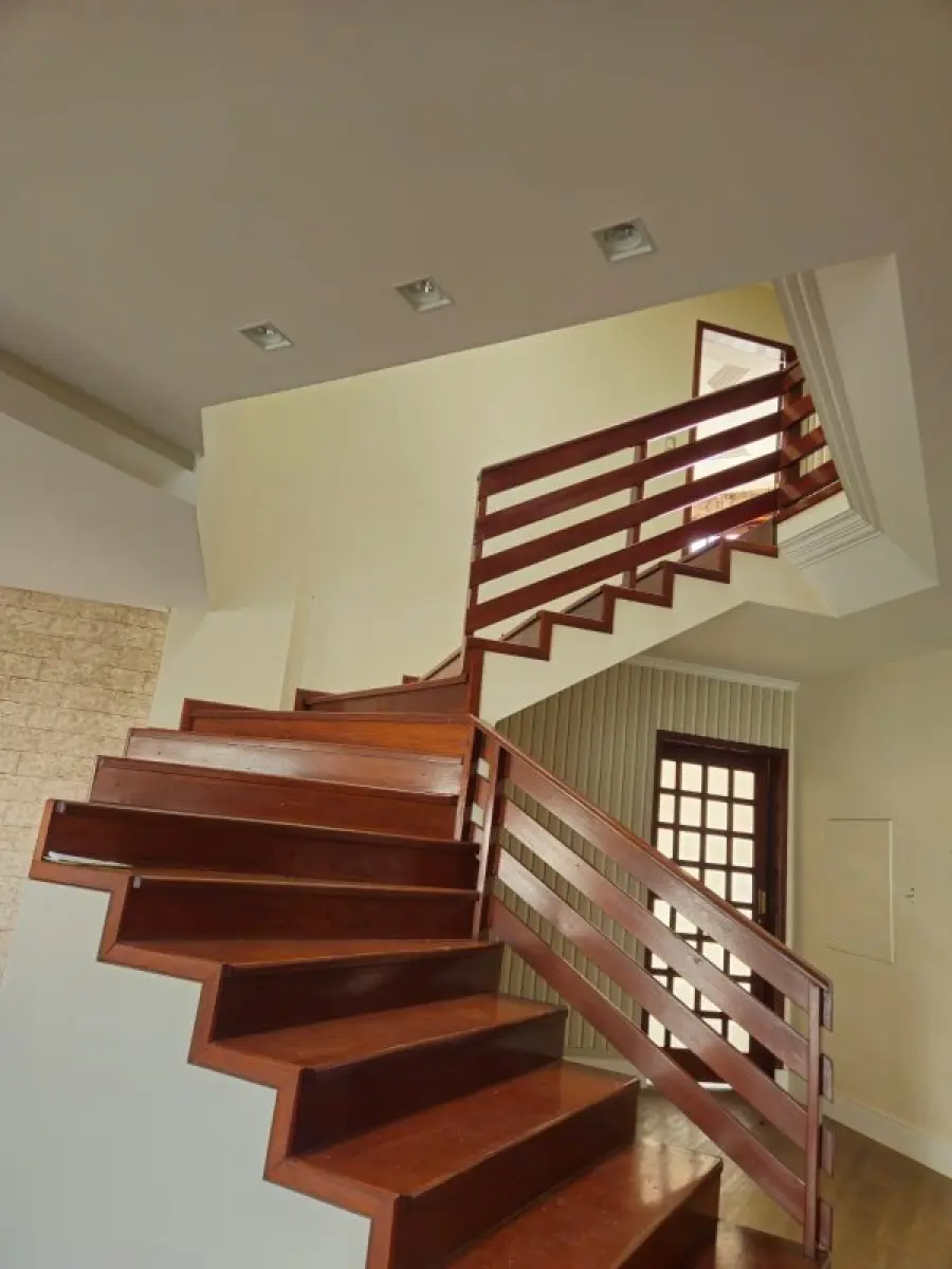 Sobrado alto padrão bairro neva - cascavel pr com 354,72 m2 area cosntruída - foto 4