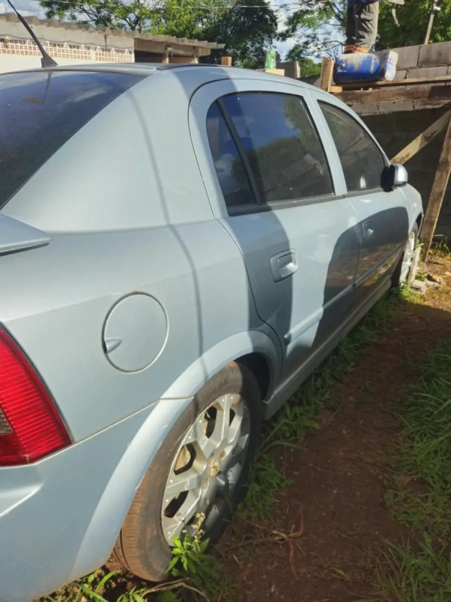 LOTE 000 - GM ASTRA HB ADVANTAGE ANO 2009/2010 - 4 PORTAS COR PRATA