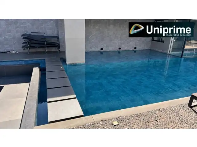 TERRENO COM 494 M2 E CASA COM 392 M2 EM GOIOERE PR  (125 m2 averbado)