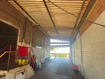 LOTE 001 - TERRENO URBANO COM 602 m2 e   BARRACÃO/SALA COMERCIAL com 233 m2   EM MARECHAL CANDIDO RONDON PR