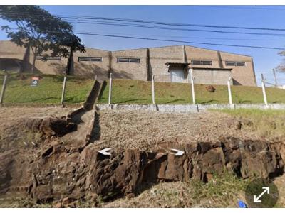 LOTE 000 - BARRACÃO INDUSTRIAL medindo aprox.  2.200 M2 localizado em  ASSAI PR.