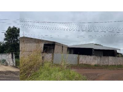 LOTE 000 - BARRACÃO INDUSTRIAL medindo aprox.  2.200 M2 localizado em  ASSAI PR.