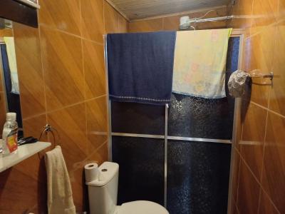LOTE 000 - TERRENO DE ESQUINA COM 180M2 EM UMUARAMA PR ( PARQUE BONFIM ) 2 CASAS NÃO AVERBADAS.