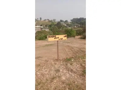 LOTE 000 - TERRENO DE 871,20 M2 em PONTA GROSSA - PR (AVENIDA MELVIN JONES 1064)