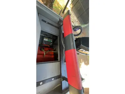 LOTE 000 - BARCO ALUMÍNIO 6 METROS CONJUNTO COM MOTOR EVINRUDE 35 HP E CARRETA PARANA REBOQUES