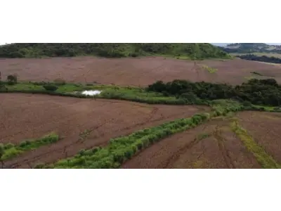 LOTE 000 - AREA RURAL, SÍTIO DE  24,2 Ha ( 10 alqueires)  EM URAÍ/PR