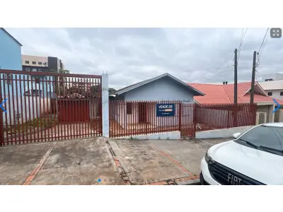 LOTE 000 - CASA TÉRREA EM TOLEDO-PR RUA JOãO ALBERTO, 380 - CENTRO • 255,75m²