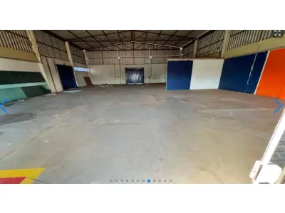LOTE 000 - BARRACÃO COMERCIAL EM MEDIANEIRA - PR RUA FLORENçA, 121 • 607,00m²  Medianeira - PR
