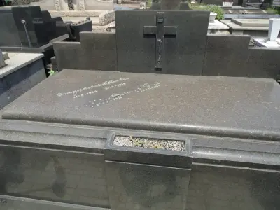 LOTE 000 - JAZIGO PERTPÉTUO - CEMITÉRIO SÃO JOÂO BATISTA - RIO DE JANEIRO - RJ