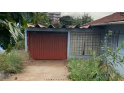 LOTE 000 - CASA TÉRREA EM TOLEDO-PR RUA JOãO ALBERTO, 380 - CENTRO • 255,75m²