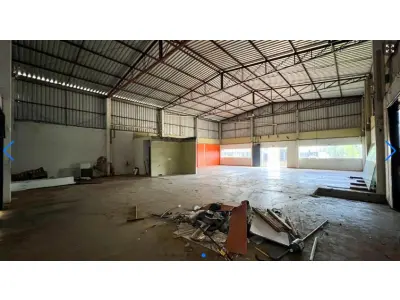 LOTE 000 - BARRACÃO COMERCIAL EM MEDIANEIRA - PR RUA FLORENçA, 121 • 607,00m²  Medianeira - PR