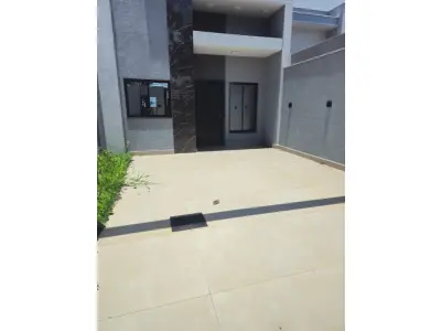 LOTE 000 - CASA TÉRREA EM TOLEDO-PR RUA SILVIO KUHN, 258 - VILA BECKER - UNIDADE 01 • 180m²