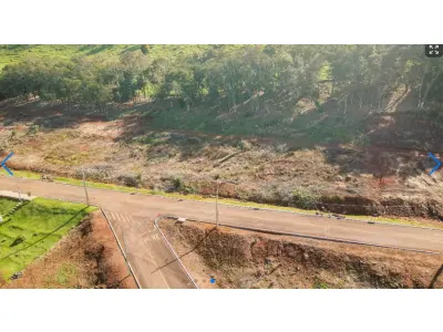 LOTE 000 - TERRENO EM CAPITÃO LEÔNIDAS MARQUES - PR RUA DOS IPêS, UNIDADE 30, QUADRA 3, CONDOMíNIO MARINAS CAPITãO • 945m²  Capitão Leônidas Marques - PR