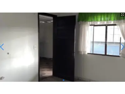 LOTE 000 - CASA TÉRREA EM TOLEDO-PR RUA JOãO ALBERTO, 380 - CENTRO • 255,75m²