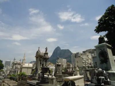 LOTE 000 - JAZIGO PERTPÉTUO - CEMITÉRIO SÃO JOÂO BATISTA - RIO DE JANEIRO - RJ