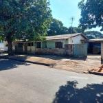 LOTE 000 - TERRENO DE ESQUINA COM 180M2 EM UMUARAMA PR ( PARQUE BONFIM ) 2 CASAS NÃO AVERBADAS.