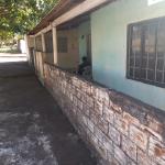 LOTE 000 - TERRENO DE ESQUINA COM 180M2 EM UMUARAMA PR ( PARQUE BONFIM ) 2 CASAS NÃO AVERBADAS.